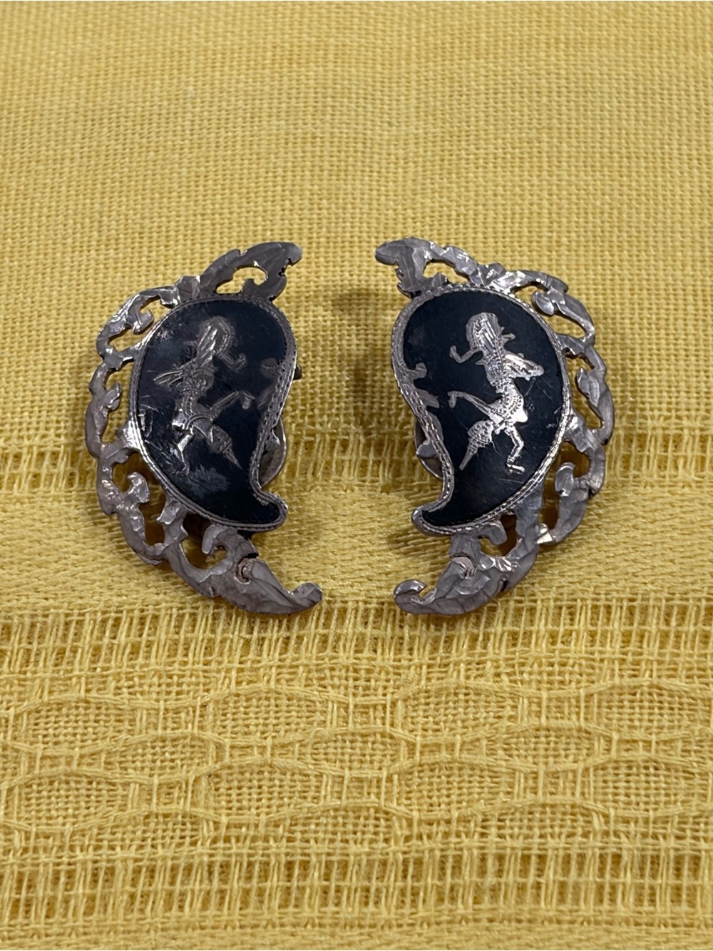Vtg Siam Sterling Silver Niello Paisley Clip On Earrings Thai Temple Dancer